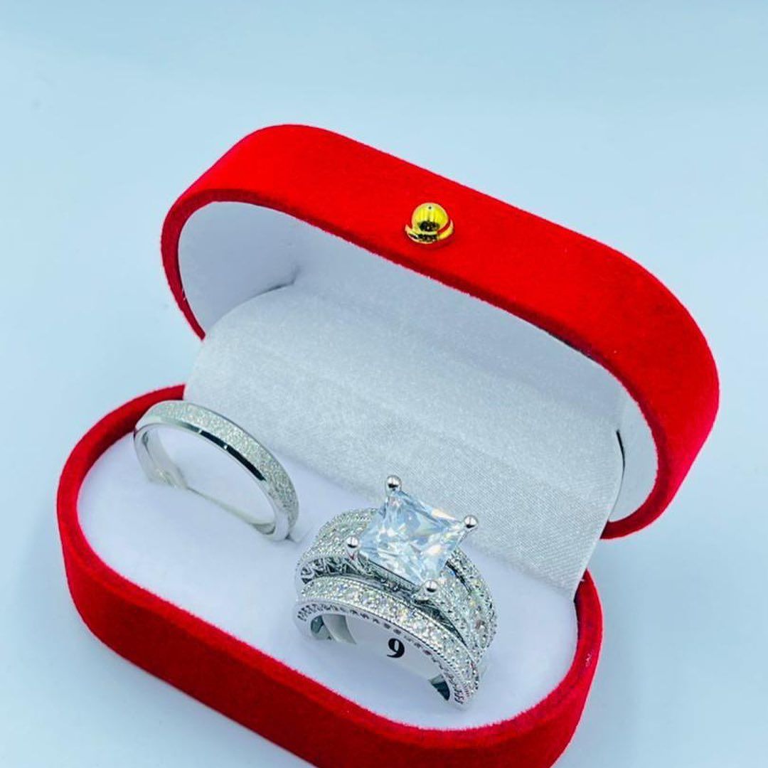 Original Quality & Sophisticated Non Rusting Silver Wedding/Engagement Rings