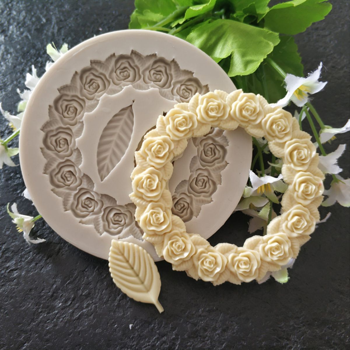 Wreath Leaf Silicone Liquid Mold Kitchen Cake Chocolate DIY
