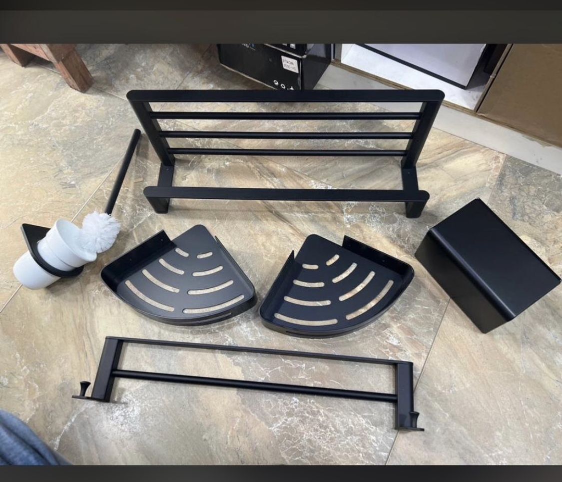 5 Set Bathroom Accessories