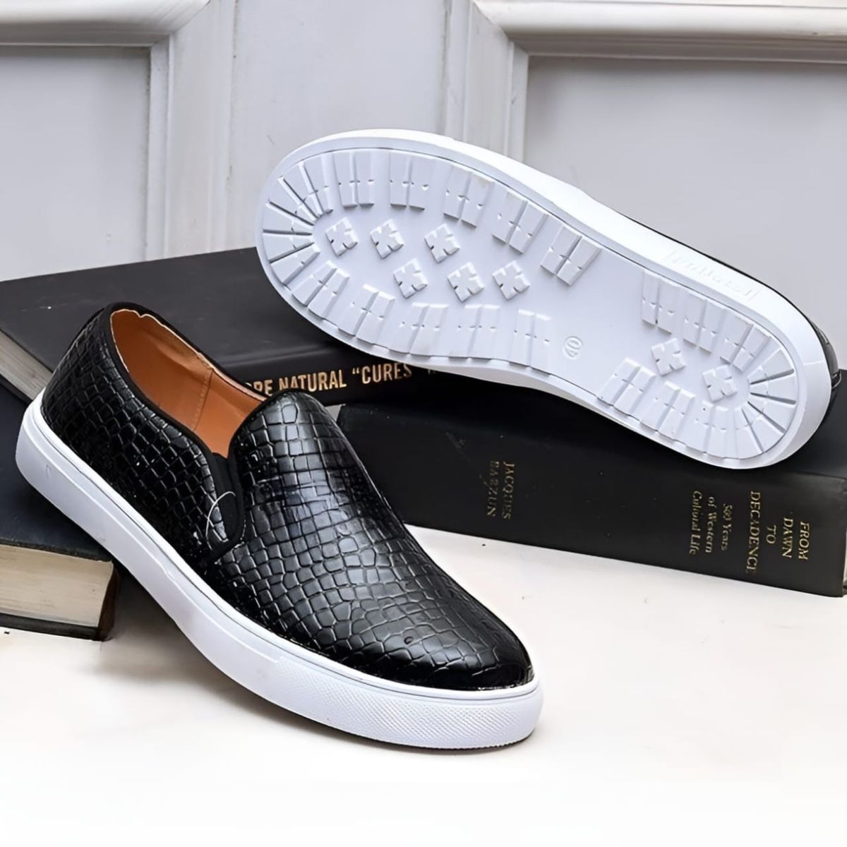 Oxford Confirm White Sole Men Design Shoe Black