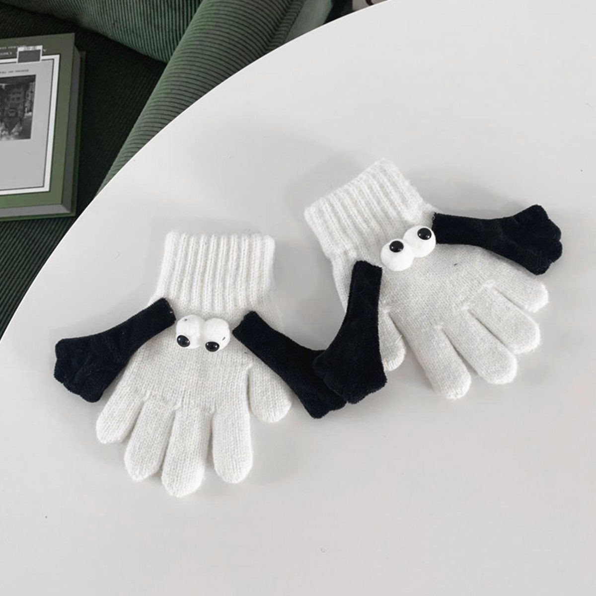 Warm Toddler Gloves Adorable Magnetic Toddler Gloves with Cartoon Eyes White