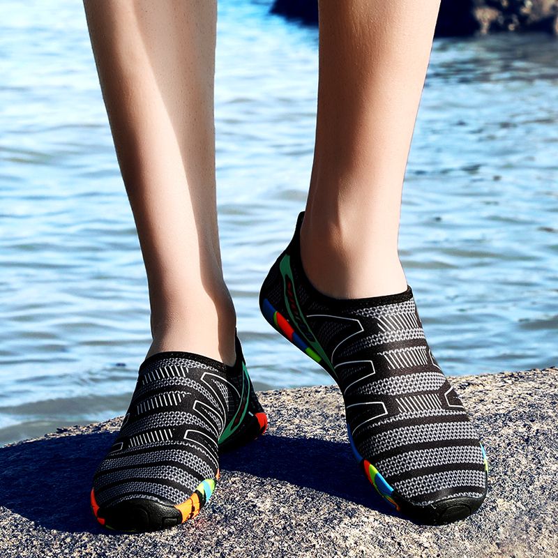 Unisex Water Shoes Outdoor Beach Shoes-Black