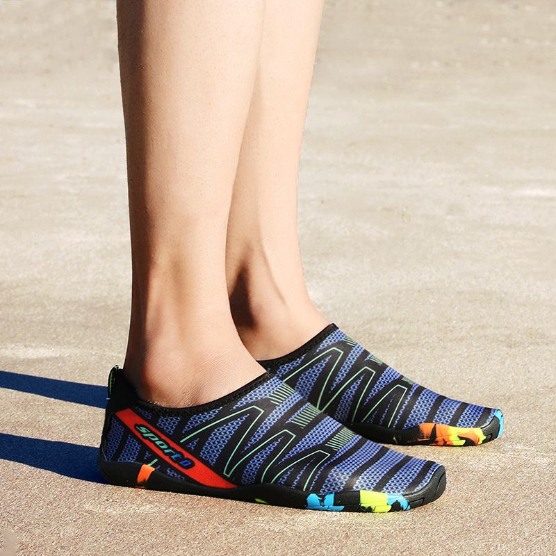 Unisex Water Shoes Outdoor Beach Shoes-Black