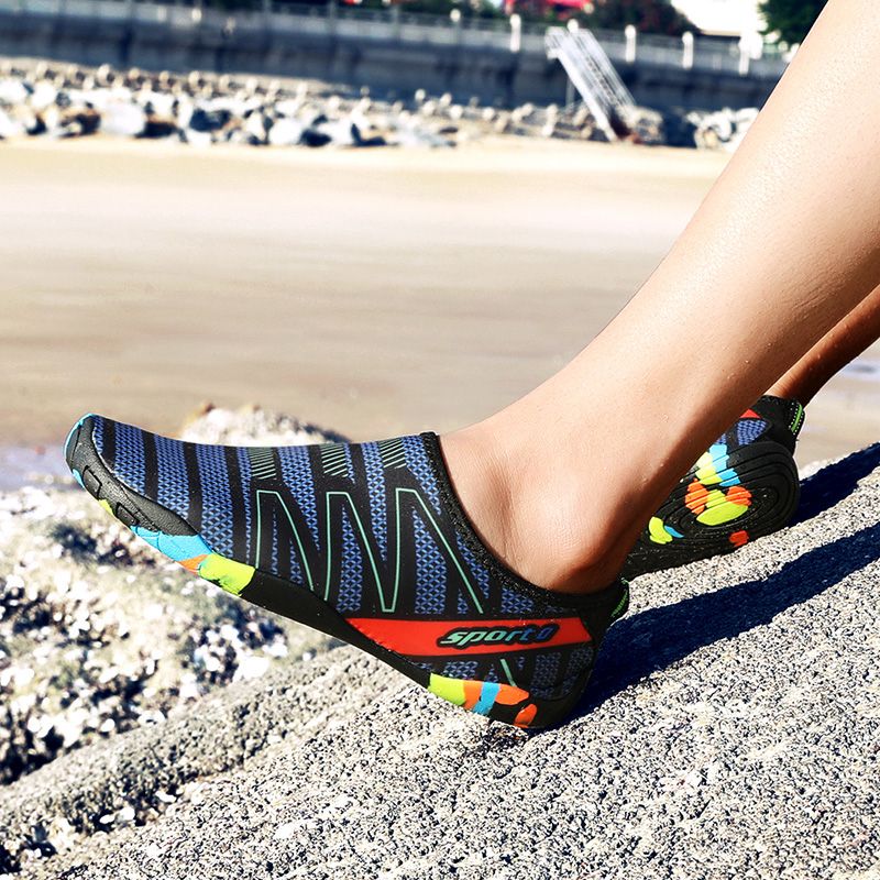 Unisex Water Shoes Outdoor Beach Shoes-Black