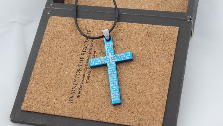 2Pcs/Set Couple Cross Pendants Necklace For Best Friends Lovers Valentines