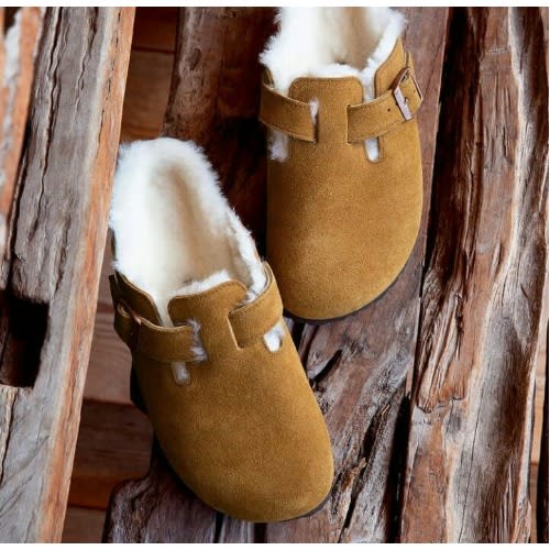 Realwon Classic Brown Seude Leather Slipper