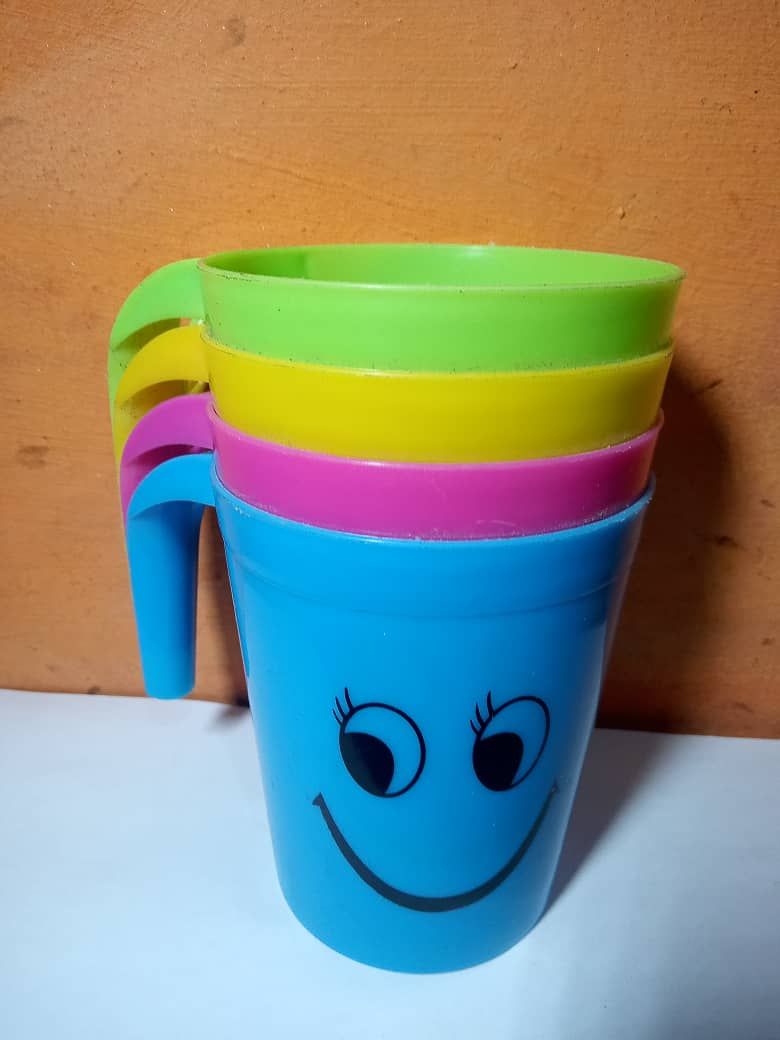4pcs Smiling Face Design Children Plastic Cup With Handle