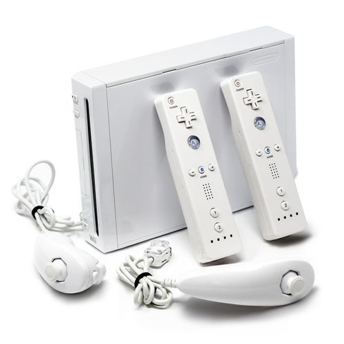 Wii Console With 2 Remote & Nunchuk+1 Free Game -White