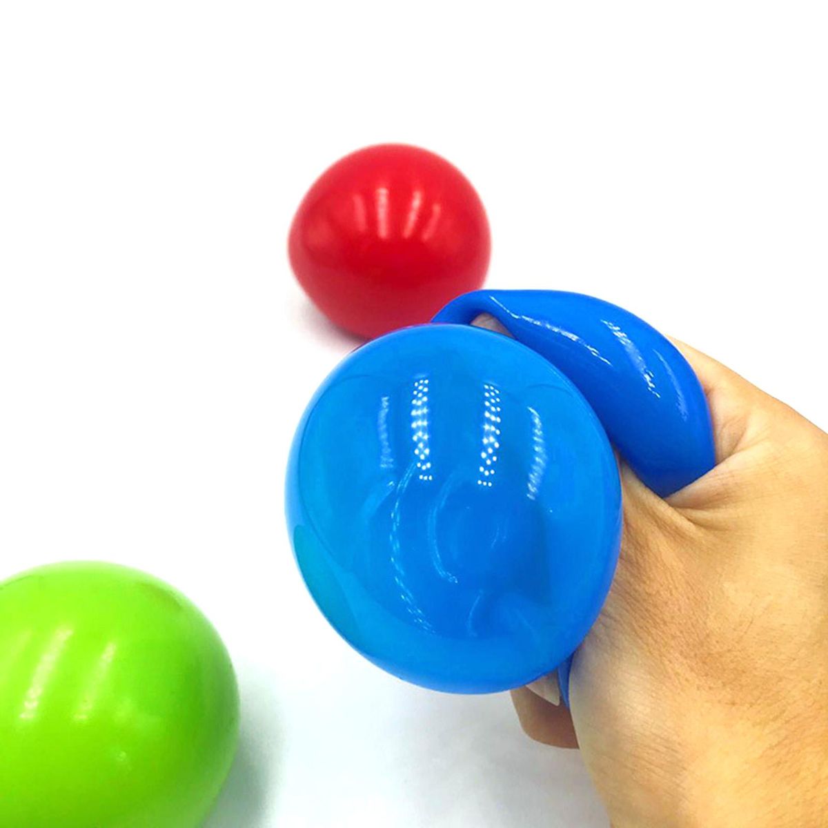 Luminous Sticky Ball Ceiling/Wall Glow Sticky Balls Tear-Resistant Relaxation Toys for Children & Adults