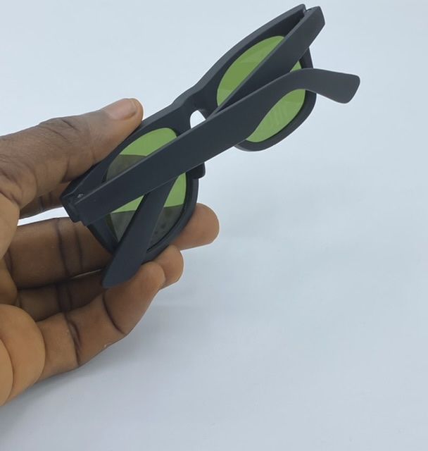 Classic Green Black Men's Wayfarer Sunglasses