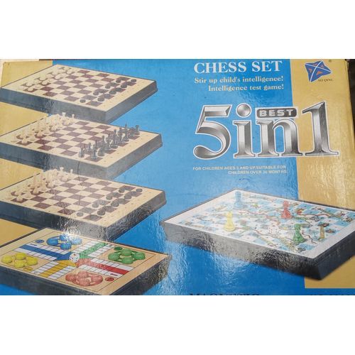 5 In 1 Game Set - Chess - Checkers - Snake & Ladders - Ludo