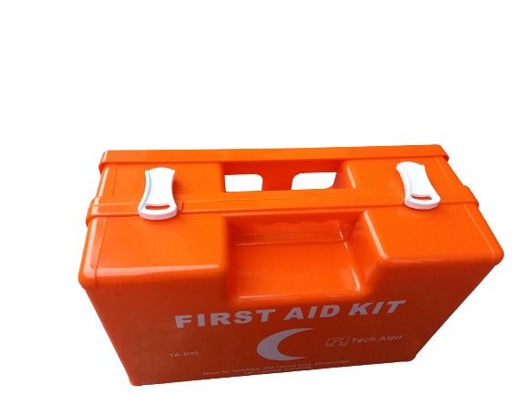 FULLY KITTED FIRST AID BOX FOR 50 PERSONS