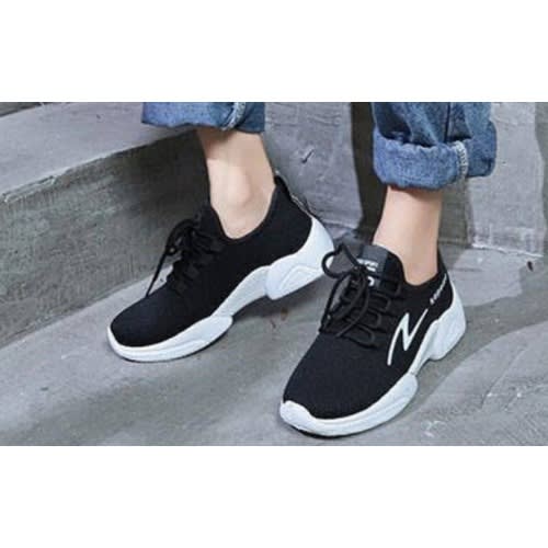 Women's Sneakers Running Shoes - White & Black