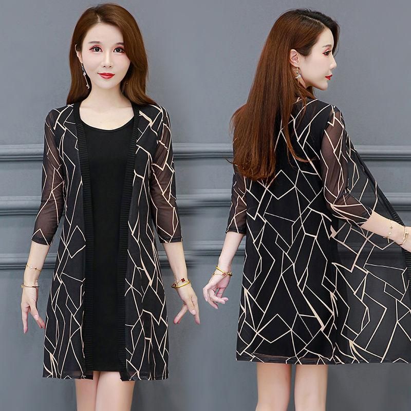 2023 Summer New Mesh Women Sun Protection Clothing Female Long Beach Cardigan Wild Printing Thin Clothing  5XL E35