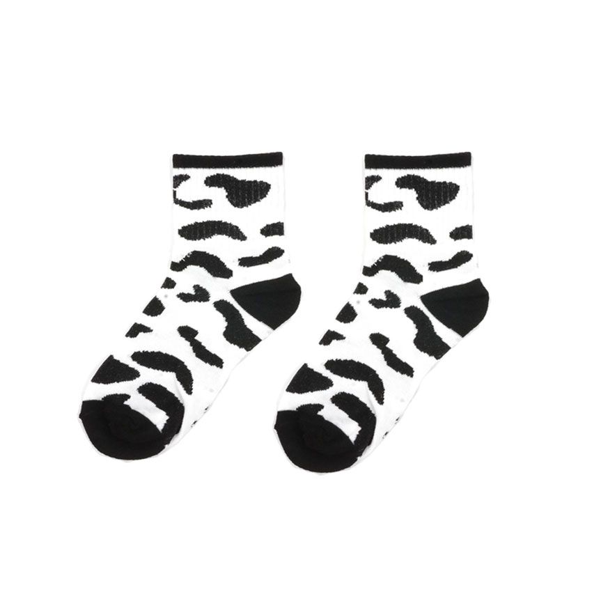 Yafeng Flower Korean Street Black And White Cow Fashion Pure Cotton Medium Tube Socks Personalized Classic Skateboard Women's Stockings