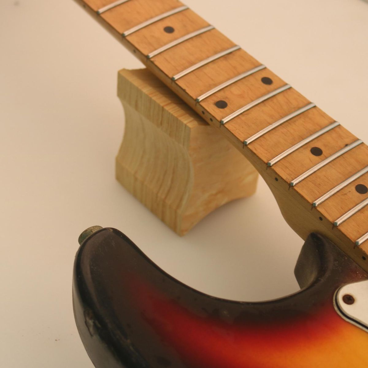 Compact Guitar Neck Support Pillow High Durability Easy to for Neck Wooden Color