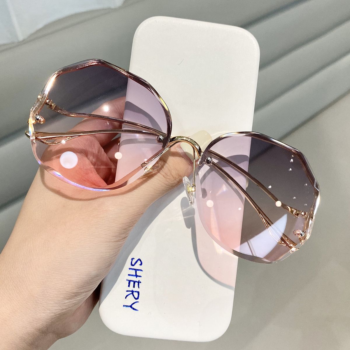 Sunglasses Women 2022 Fashion Tea Gradient Ocean Water Cut