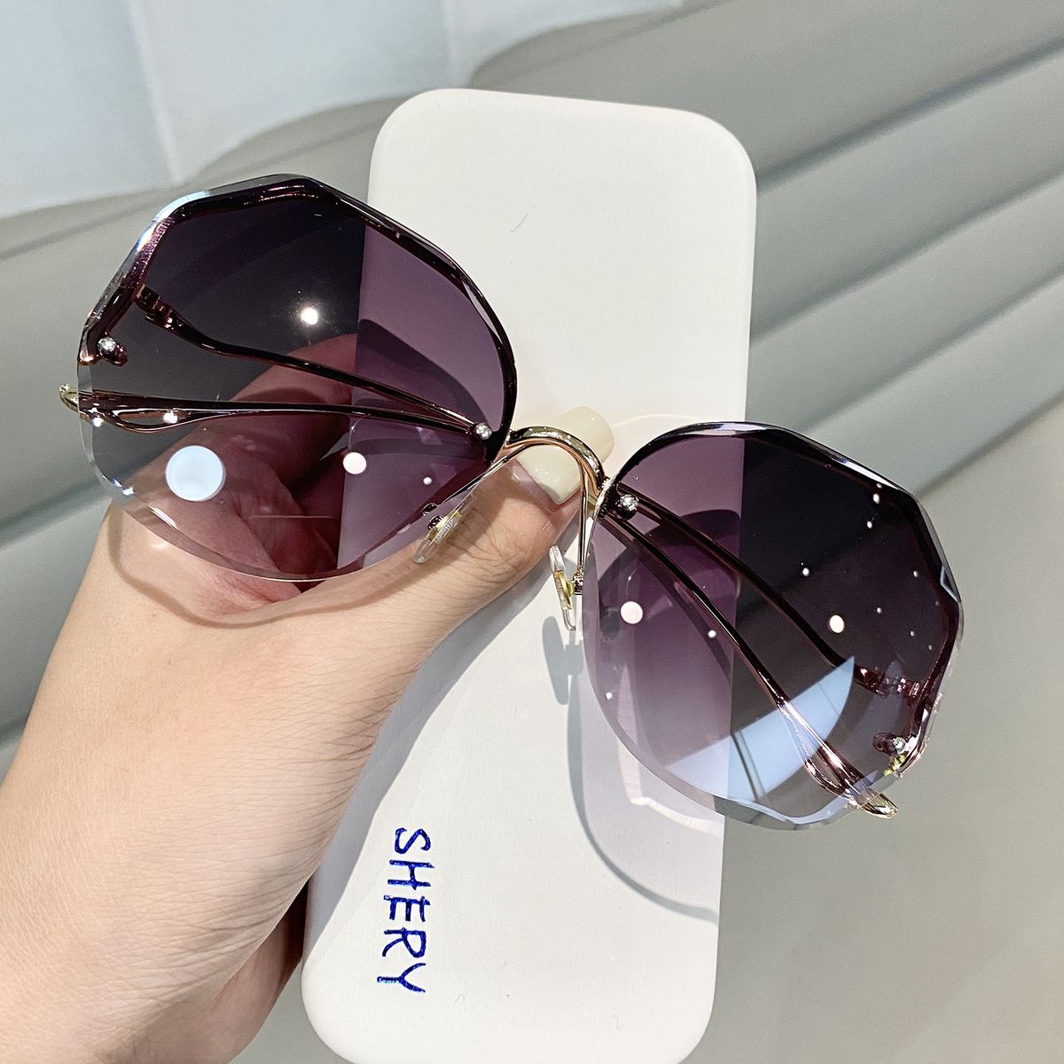 Sunglasses Women 2022 Fashion Tea Gradient Ocean Water Cut