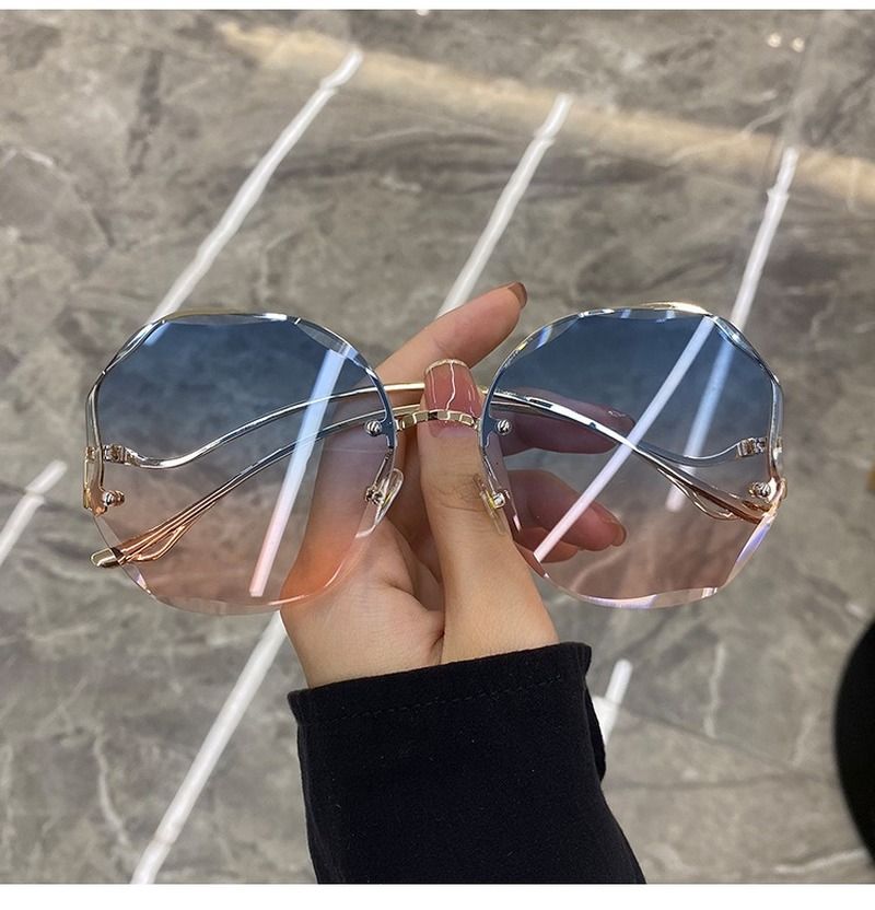 Sunglasses Women 2022 Fashion Tea Gradient Ocean Water Cut