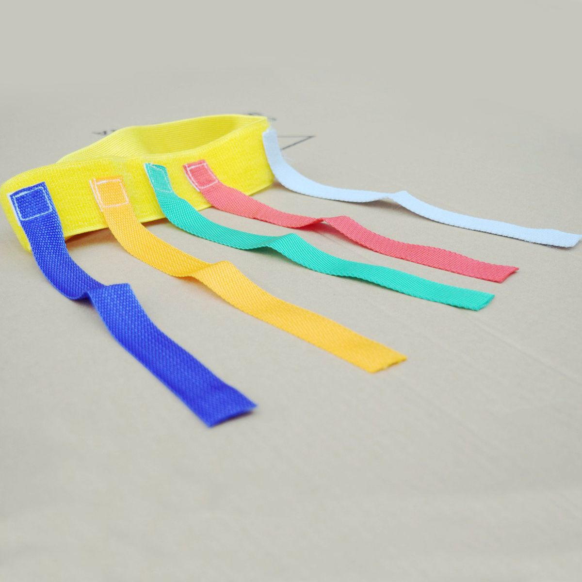 Sticky Tail Vest Toy Flexible Buckle Design Adjustable-Red
