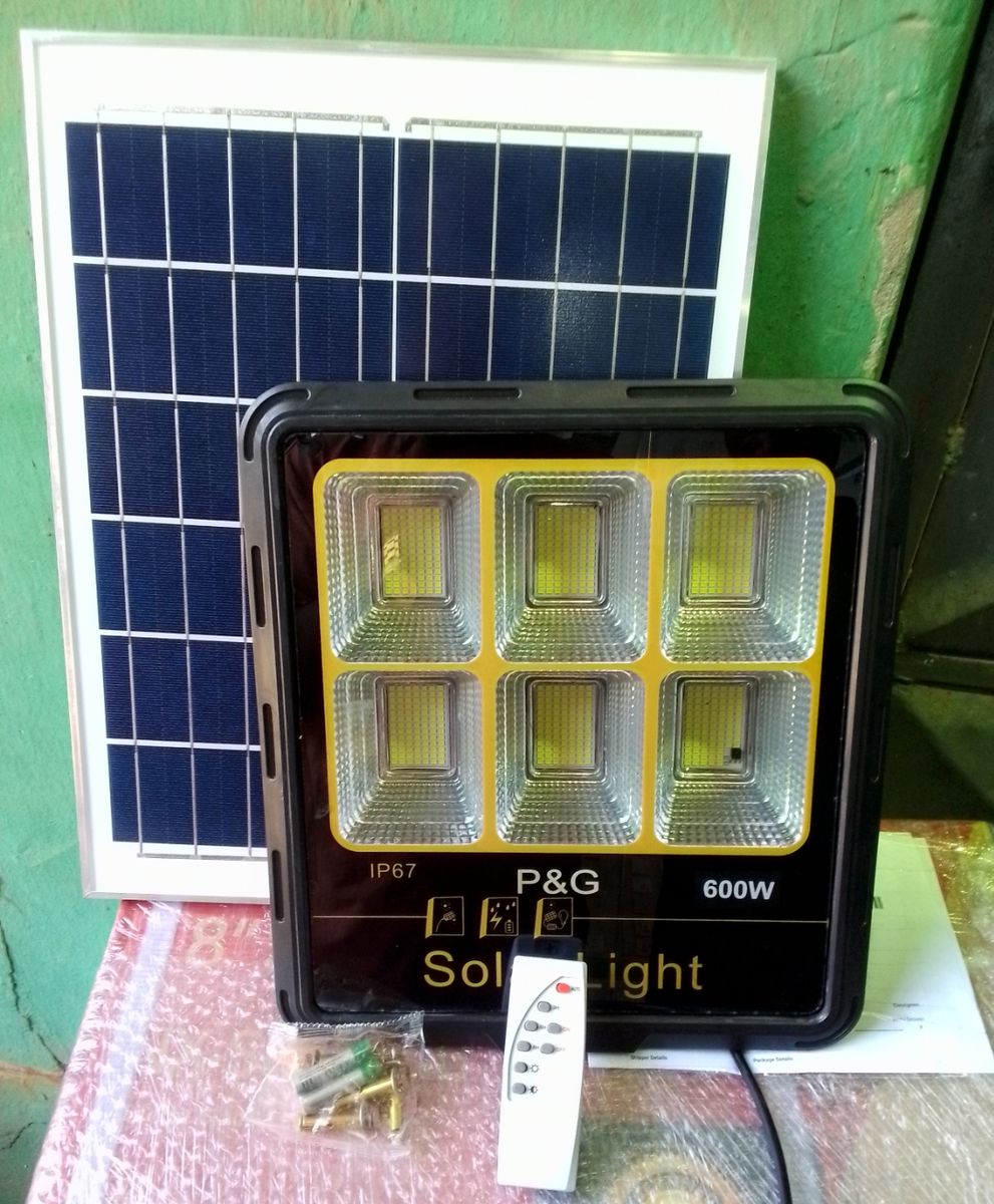 600w Solar Flood Lights Very Strong And Bright