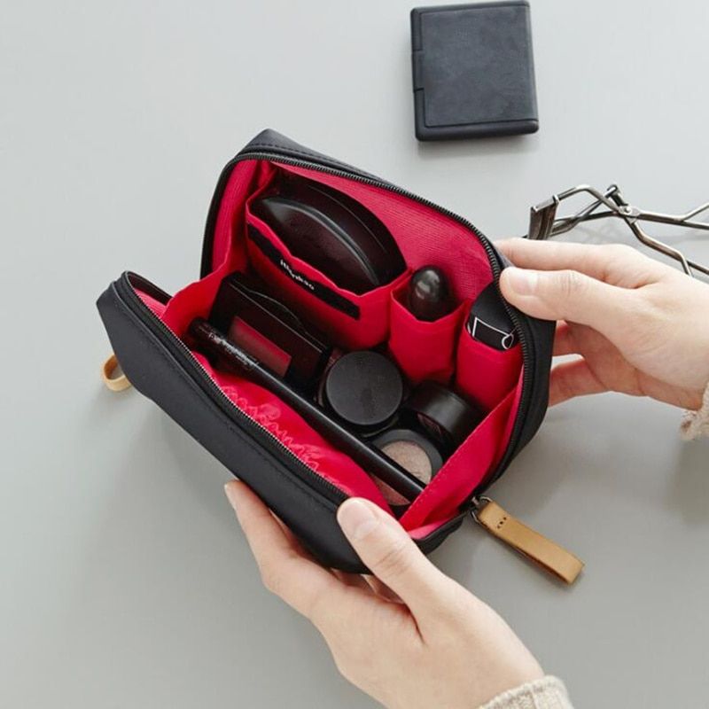1 Pc Korean Style Solid Cosmetic Bag