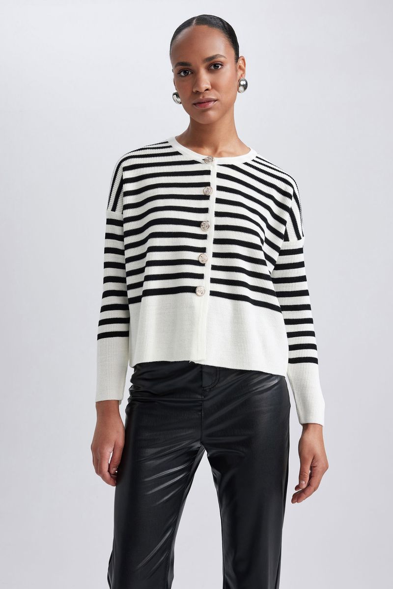 Woman Casual Relax Fit Crew Neck Long Sleeve Tricot Cardigan - Ecru