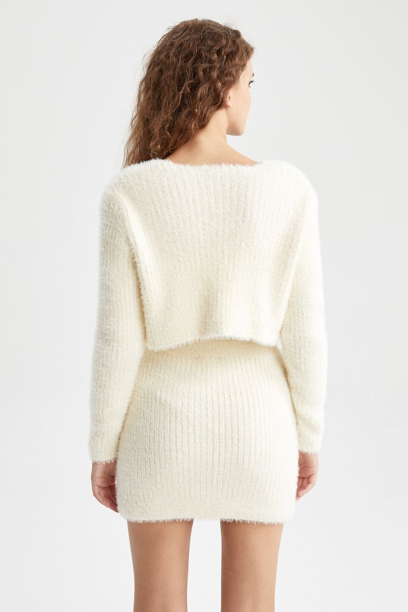 Woman Slim Fit V Neck Long Sleeve Tricot Cardigan - Ecru