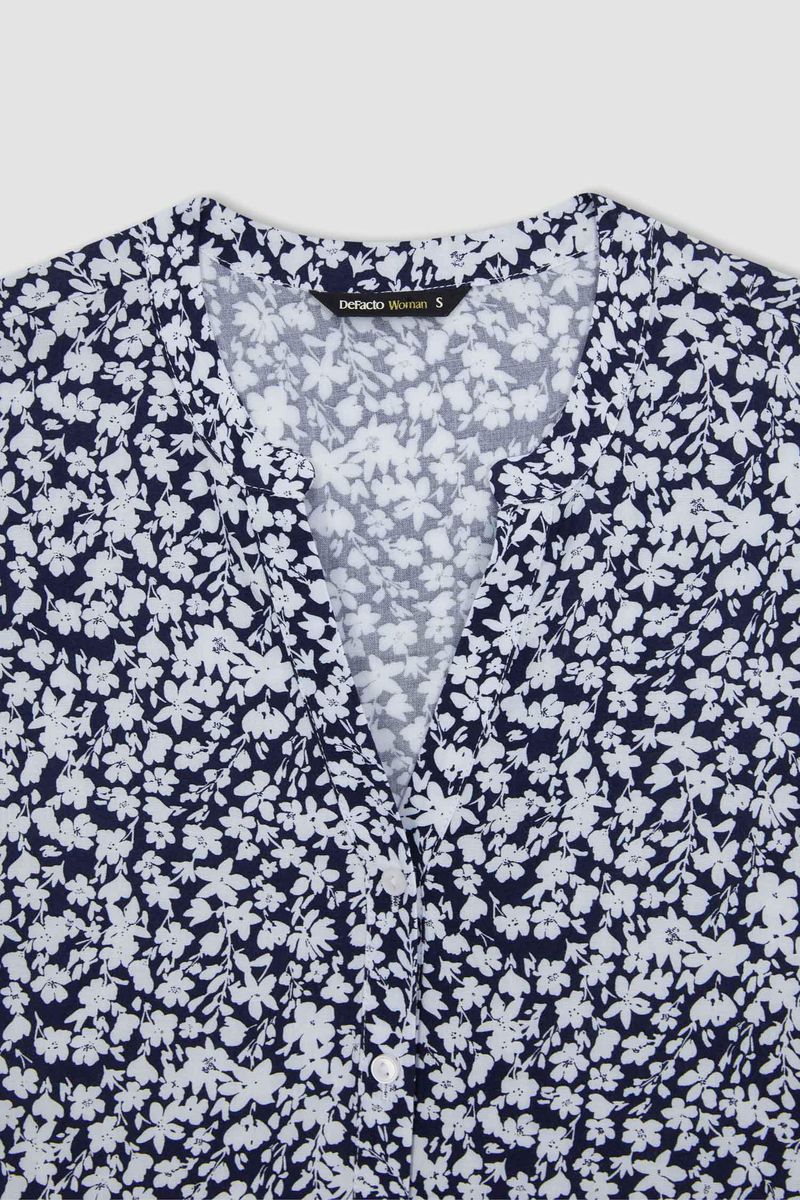 Woman Regular Fit C Neck Woven Short Sleeve Shirt - Navy