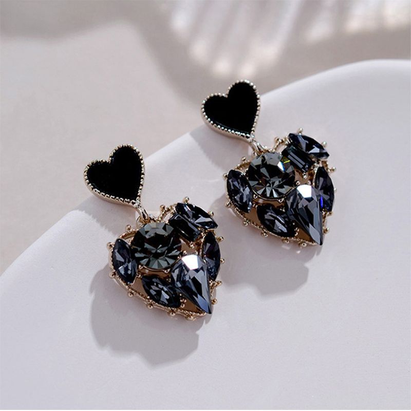 Earrings Rhinestone Encrusted Pendant, Heart Earrings For Party - Black