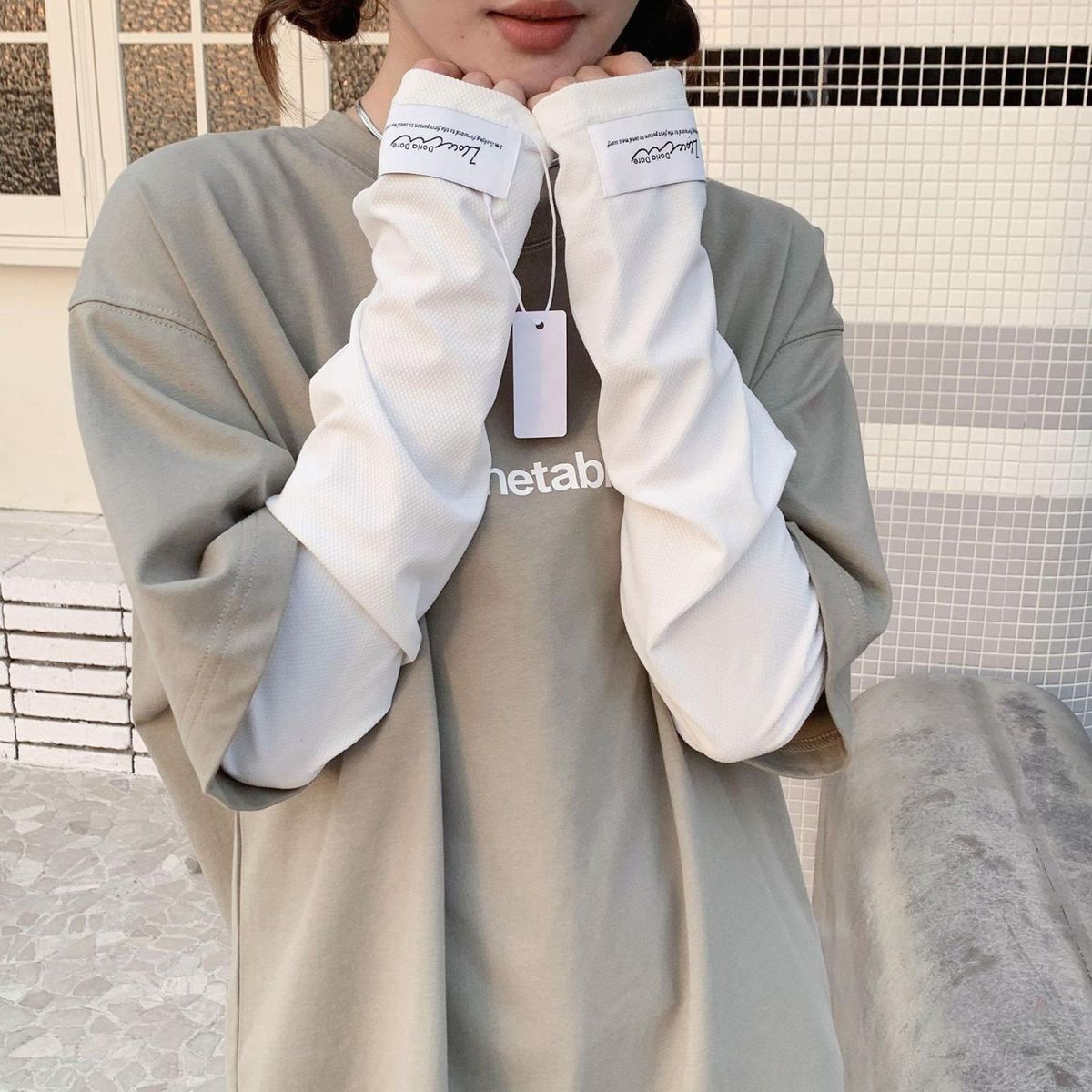 2Pcs Sleeve Wrap Thumb Hole Sunshade Sleeve Wrap White