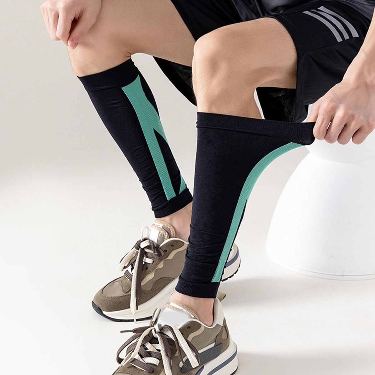 1 Pair Calf Compression Sleeves Elastic Compression Calf Sleeves Leg Green Black