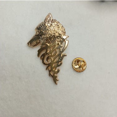 Wolf Head Brooch With Free Pouch - Gold