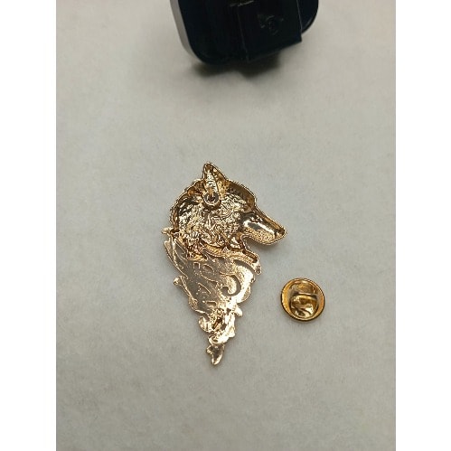 Wolf Head Brooch With Free Pouch - Gold