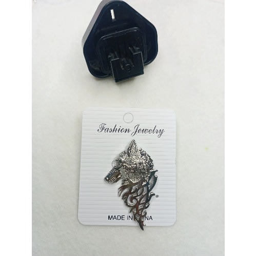 Wolf Head Brooch with Free Pouch-Silver