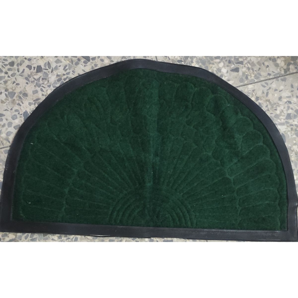 A  PIECE OF HALF MOON DOOR FOOT MAT- BIG SIZE