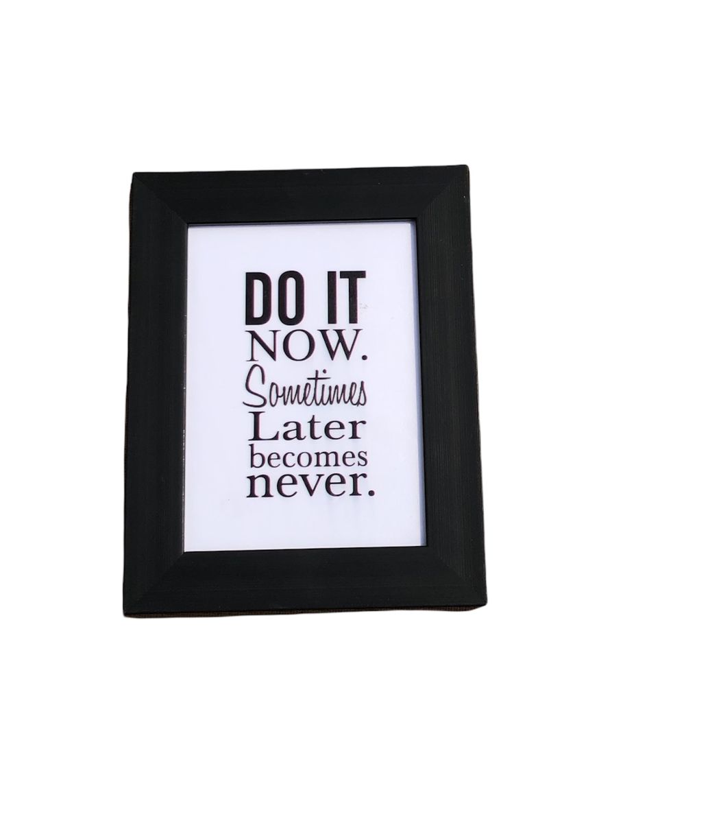 DO IT Decorative Wall Frame