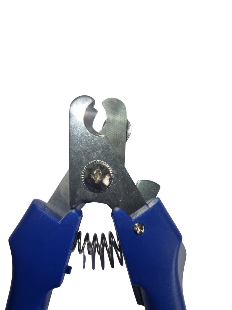 ANIMAL TAIL CUTTER