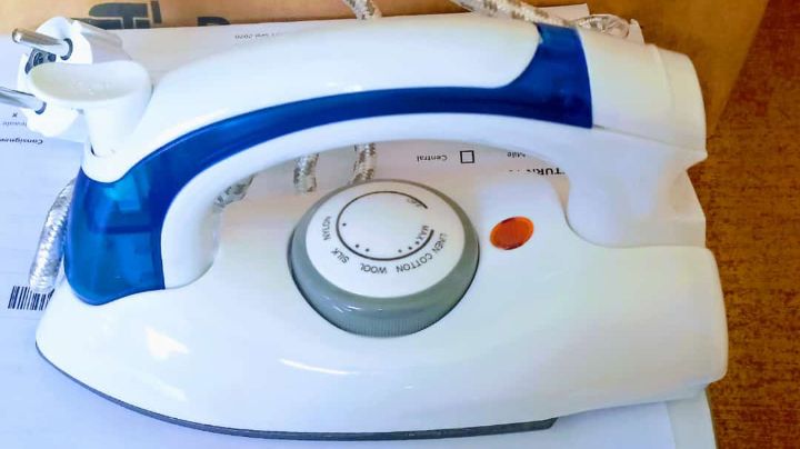Portable Travelling Foldable Steam Pressing Iron