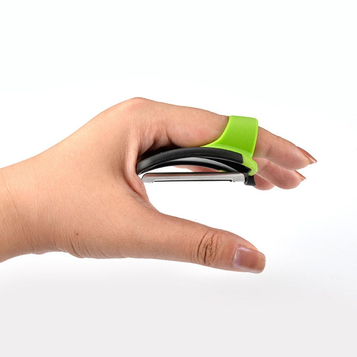 2 Pcs Fruit Graters Finger Grip Cabbage Graters Green and Black