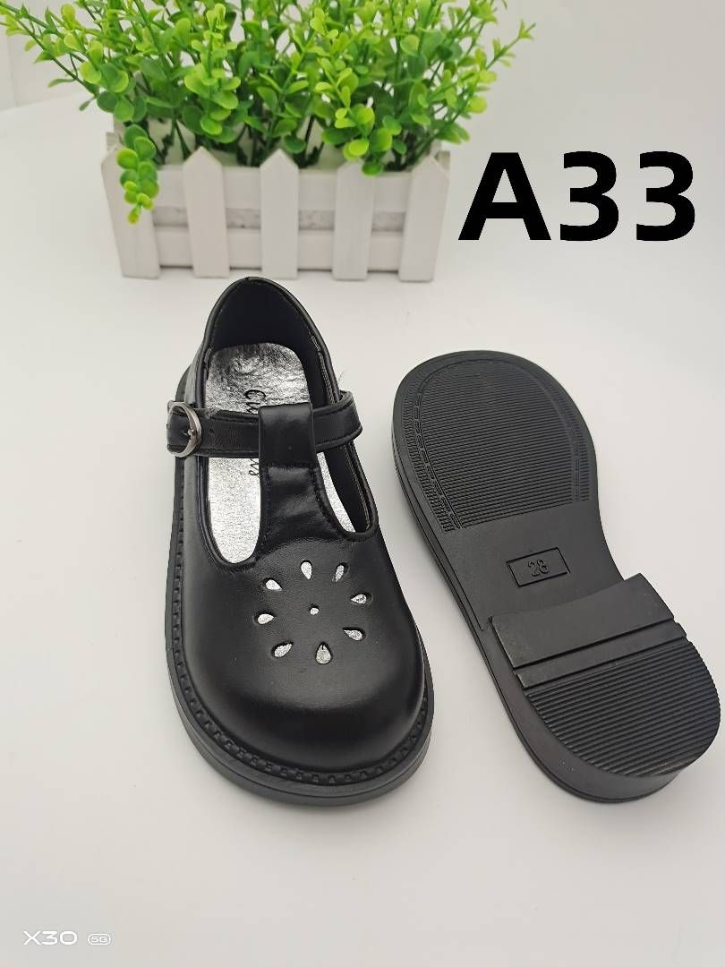 Back To School Cortina Children Shoes And A Pair Of Socks