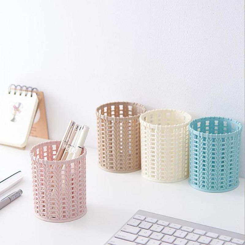 Office Organizer Desktop Hollow Cylinder Pen Storage Box Pencil Brush Pot Pen Holder Makeup Brush Plastic Container(Blue)