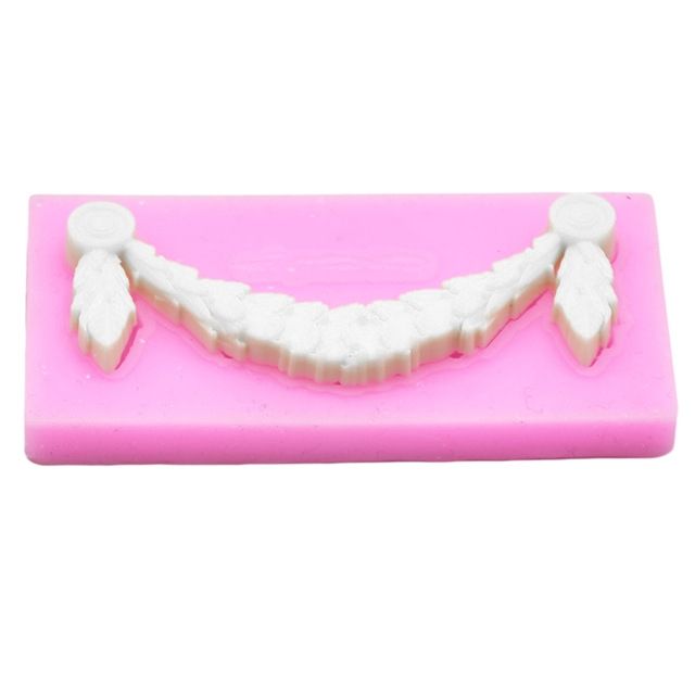 2 PCS Fondant Cake Silicone Mold Hollow Embossed Border Frame Retro Photo Frame Mould(13th 17-157 )