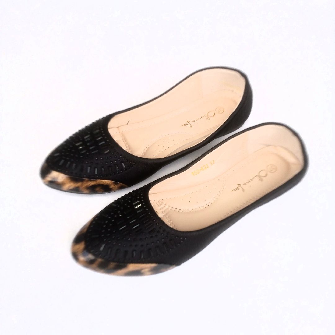 Black Flat Ladies Office Shoe Women