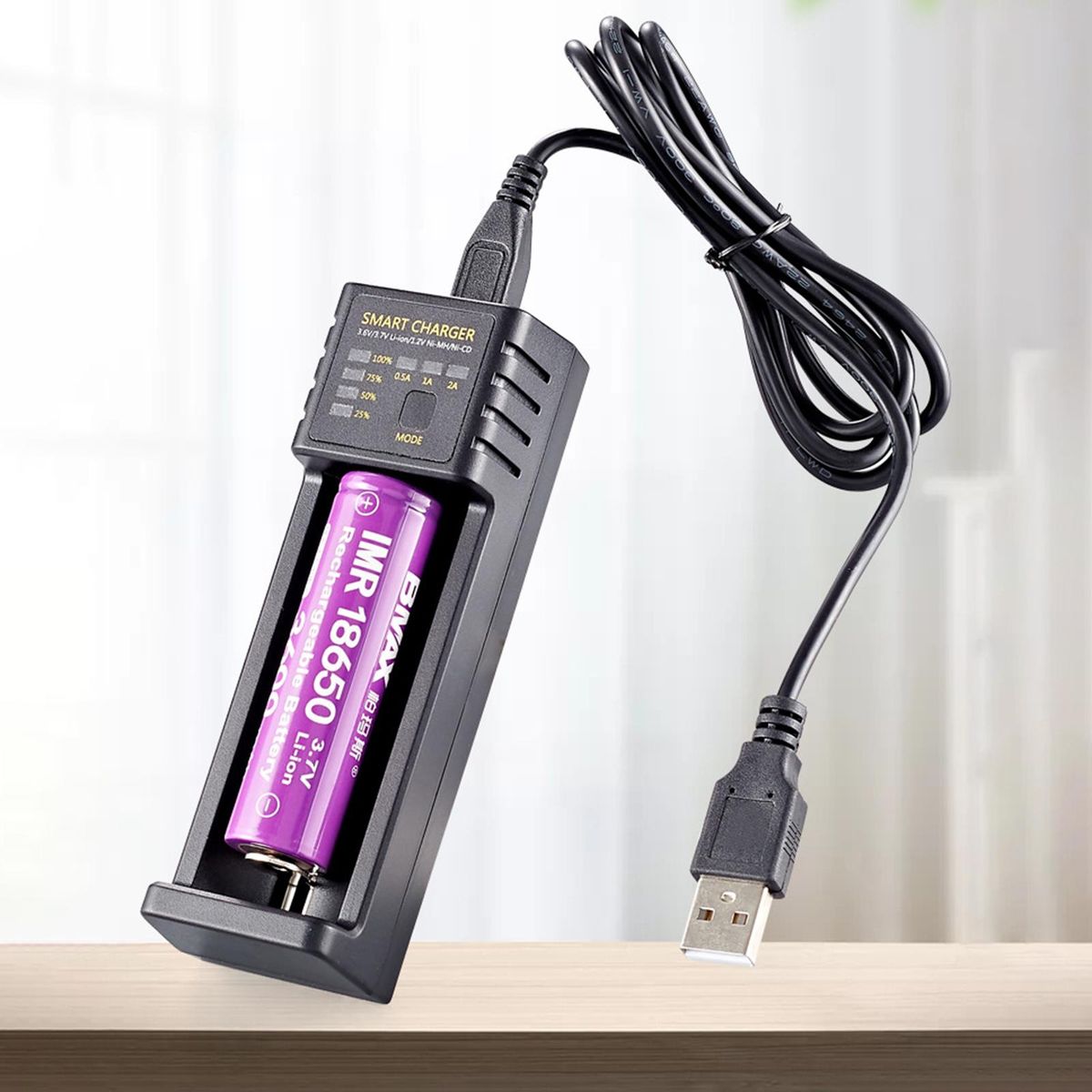 Universal 18650 Battery Charger 3.6V/3.7V Li-Ion Battery Lithium