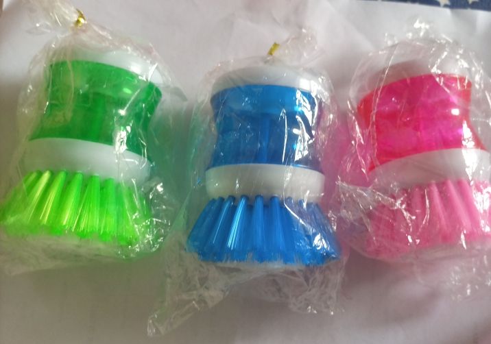 Dish Washing Brush With Liquid Soap Dispenser 3 Pieces