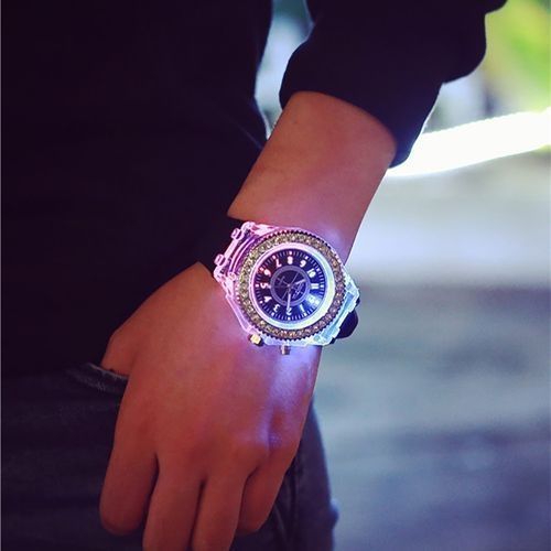 New LED Backlight Sport Waterproof Quartz Wrist Watch