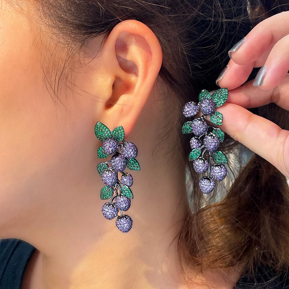 CWWZircons Luxury Micro Pave Purple Green Cubic Zirconia Stone Big Long Dangle Drop Leaf Wedding Party Earrings for Women CZ388