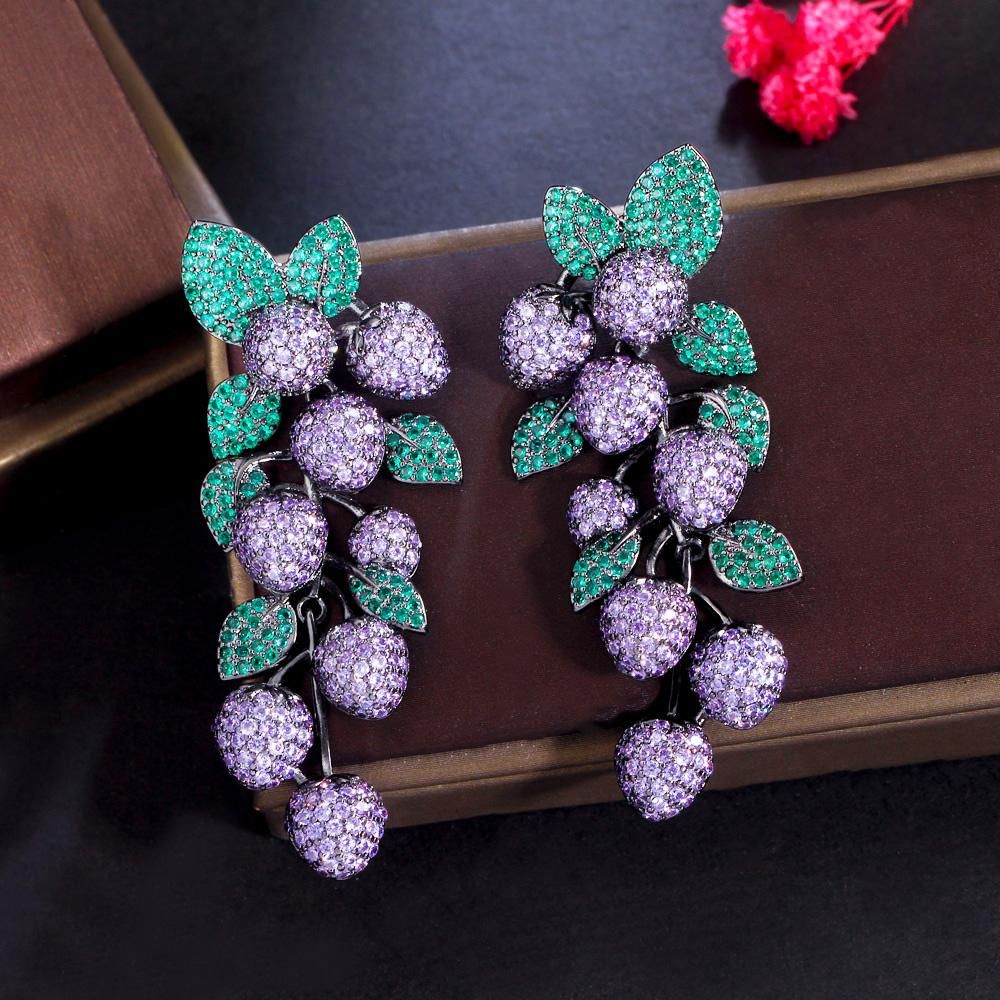 CWWZircons Luxury Micro Pave Purple Green Cubic Zirconia Stone Big Long Dangle Drop Leaf Wedding Party Earrings for Women CZ388