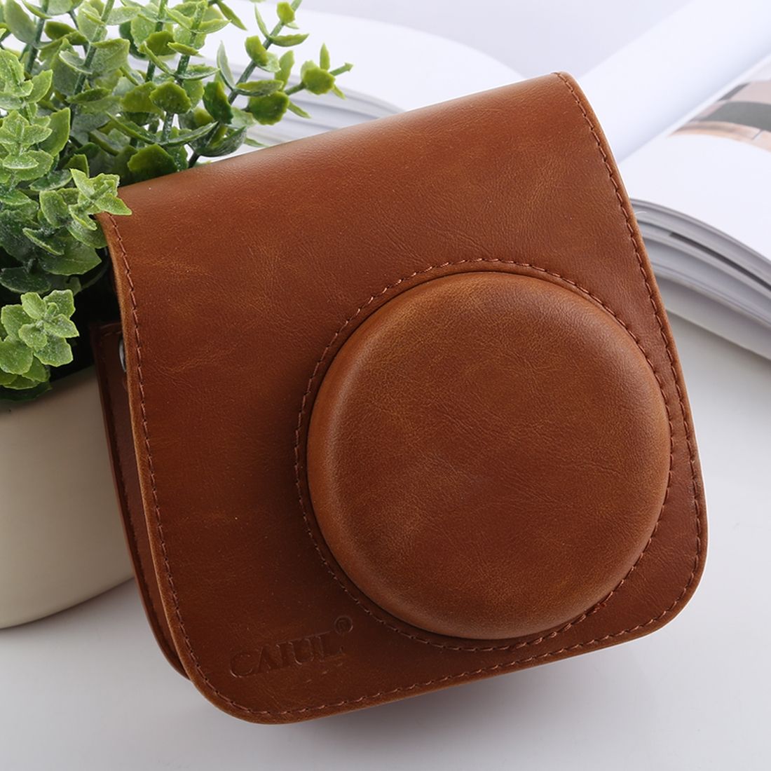 Retro Style Full Body Camera PU Leather Case Bag With Strap For FUJIFILM Instax Mini 9 / Mini 8+ / Mini 8(Brown)